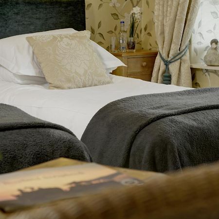 The Shireburn Arms Hotel คลิเธอโร ภายนอก รูปภาพ