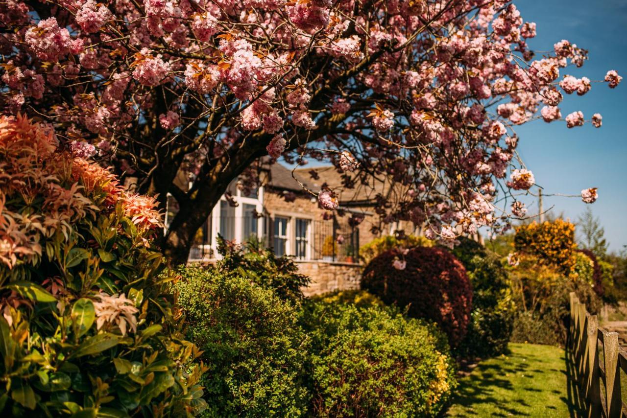 The Shireburn Arms Hotel คลิเธอโร ภายนอก รูปภาพ