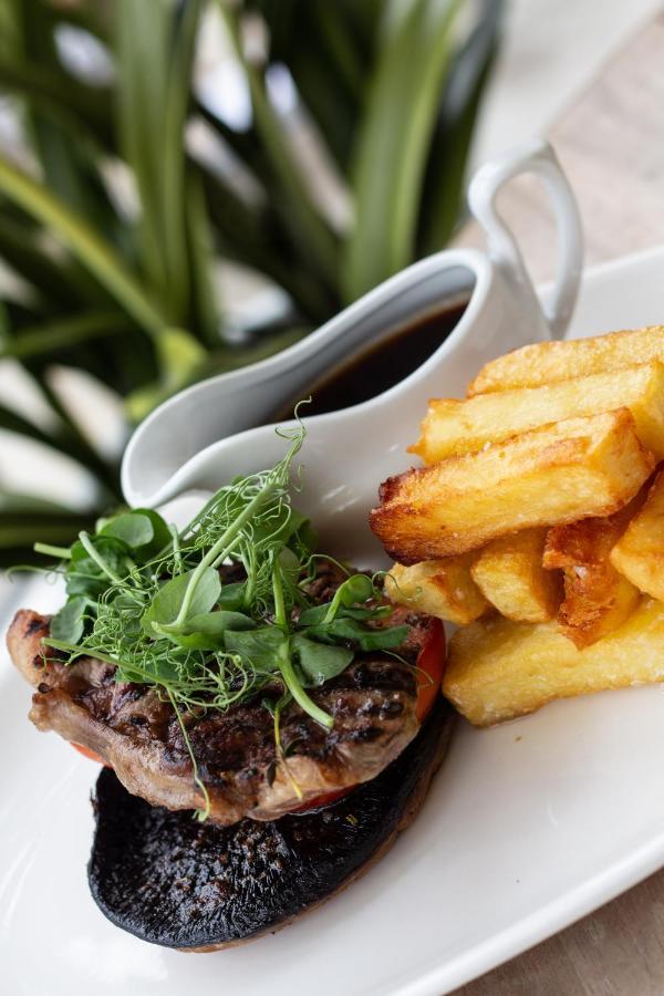 The Shireburn Arms Hotel คลิเธอโร ภายนอก รูปภาพ