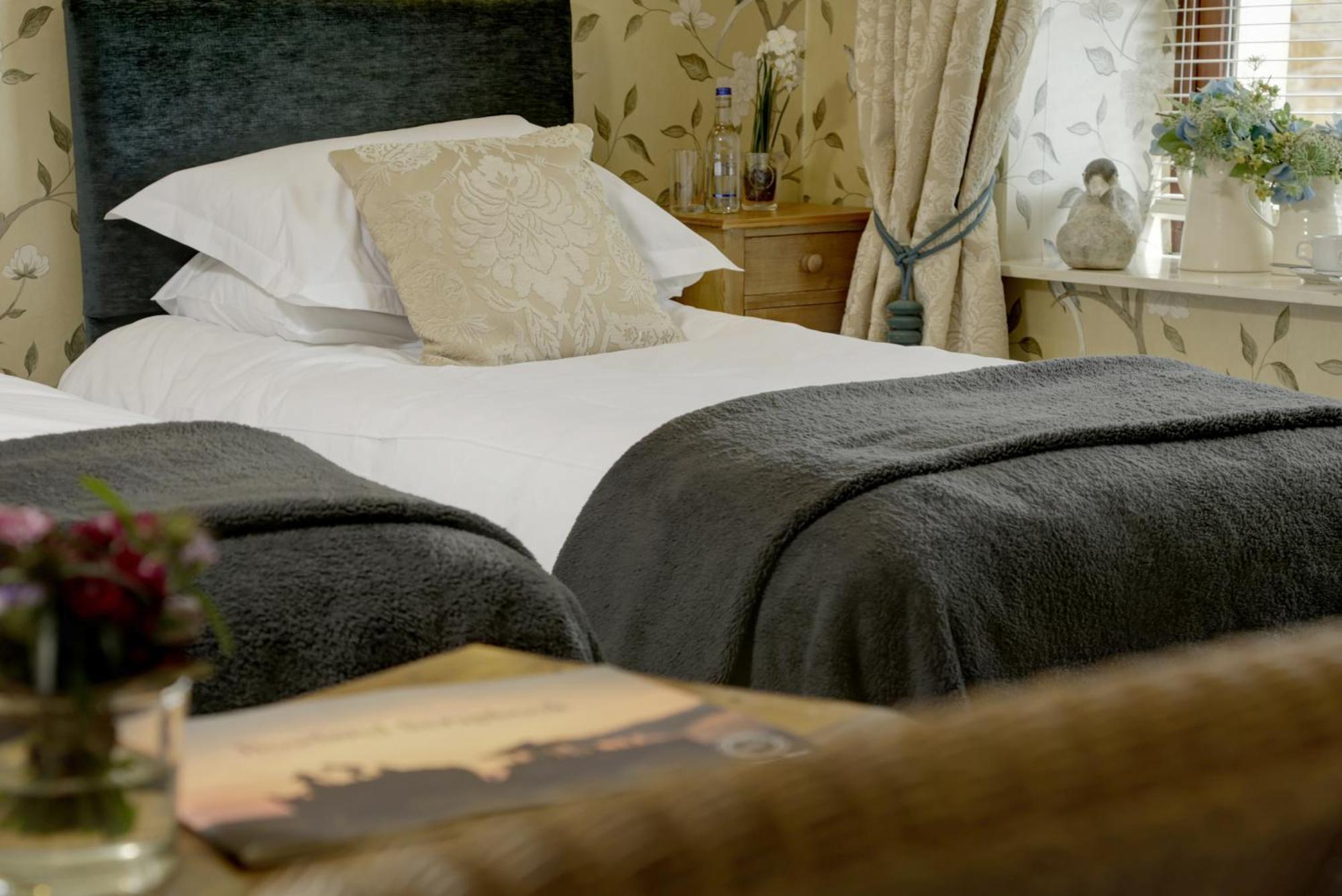 The Shireburn Arms Hotel คลิเธอโร ภายนอก รูปภาพ