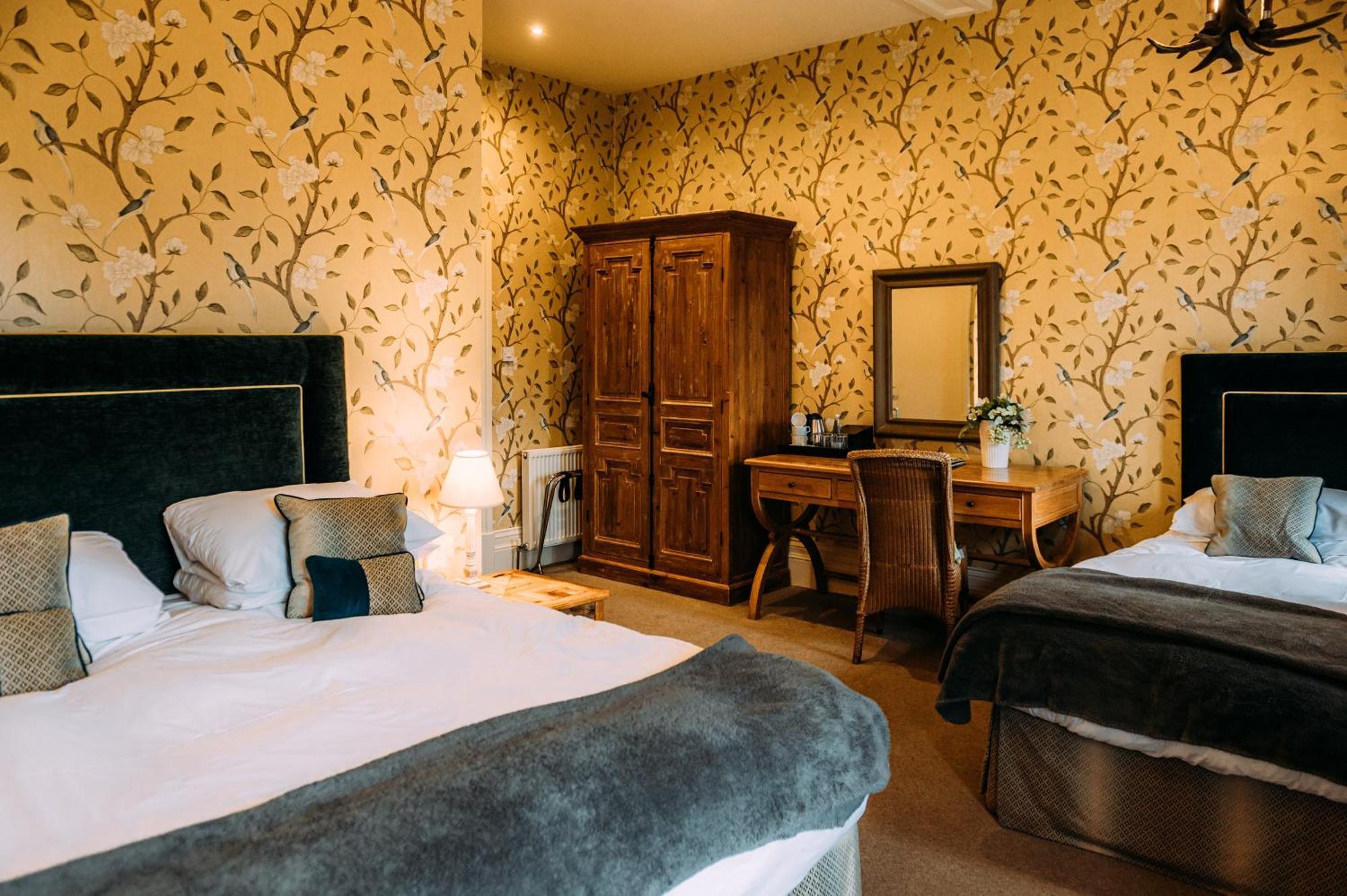 The Shireburn Arms Hotel คลิเธอโร ภายนอก รูปภาพ